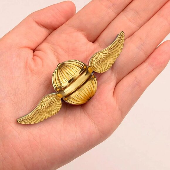 NEW!! Harry Potter Golden Snitch Fidget Spinner Metal Sensory Toy - Collectible! - Picture 4 of 7
